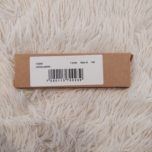 Natasha Denona Jubilee Eyeshadow Pallette - Picture 2 of 2